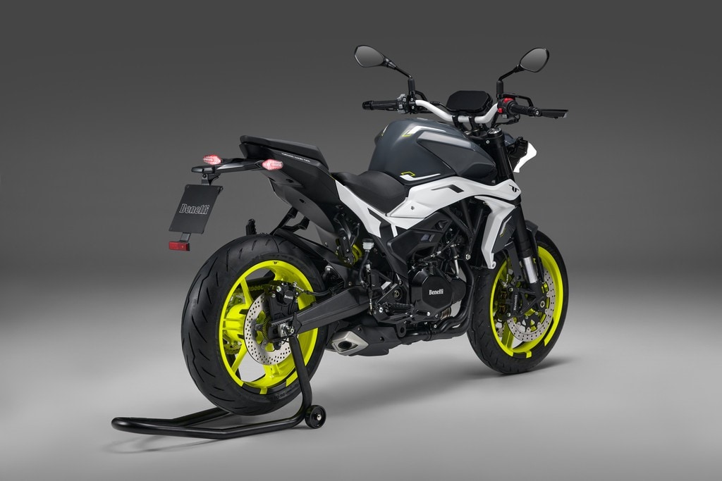 Benelli presenta la nuova Tornado Naked Twin 500